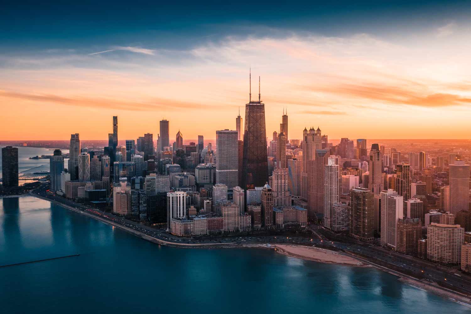 chicago-skyline skyline of chicago at dusk
